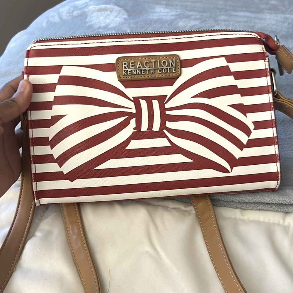 Kenneth Cole Crossbody Bag